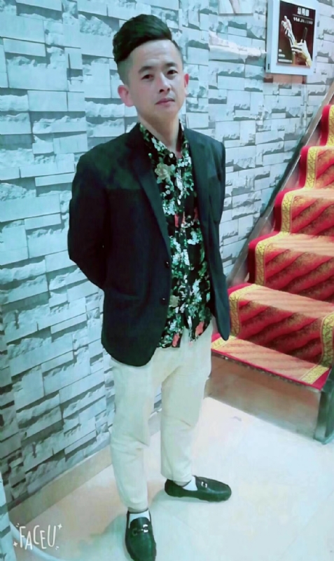 男人三十而立的第一张照片--保定相亲服务中心