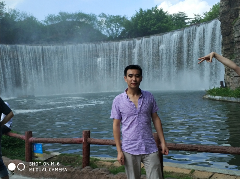 追梦人的第一张照片--保定相亲服务中心