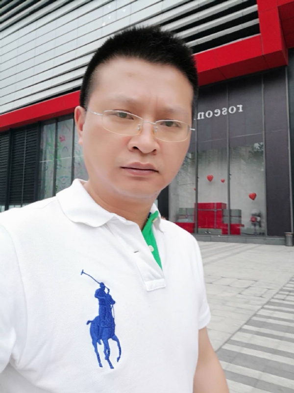 硬汉的第一张照片--保定相亲服务中心