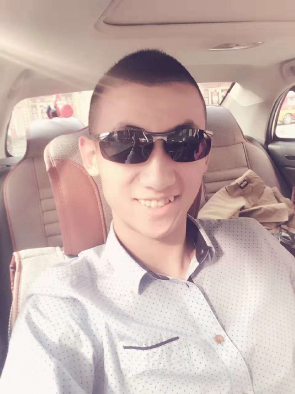 风雨的第一张照片--保定相亲服务中心