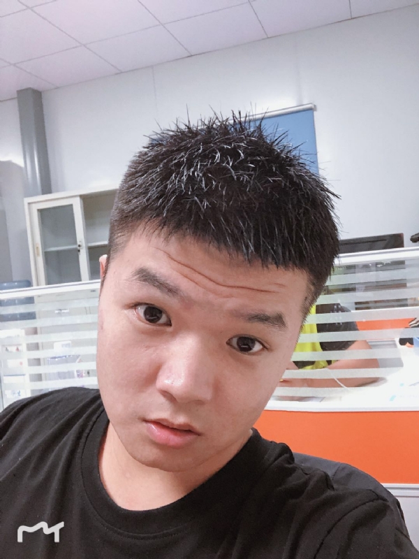 不忘初心的第一张照片--保定相亲服务中心