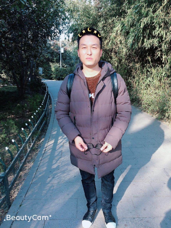 马儿的第一张照片--保定相亲服务中心