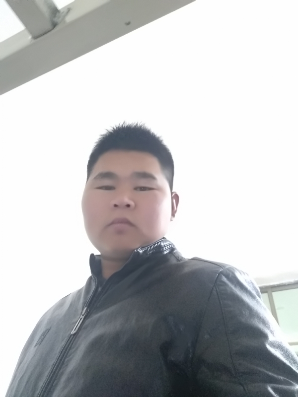 小哥的第一张照片--保定相亲服务中心