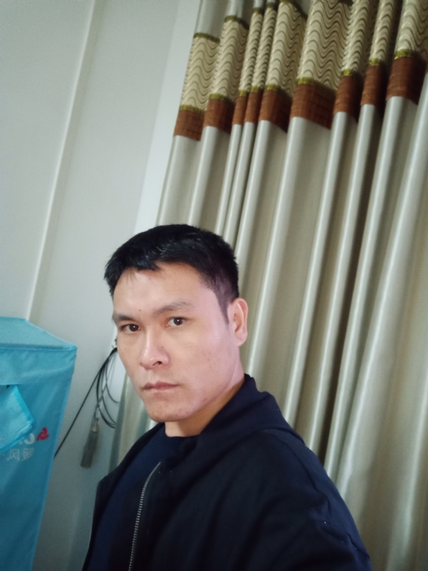 心如止水的第一张照片--保定相亲服务中心