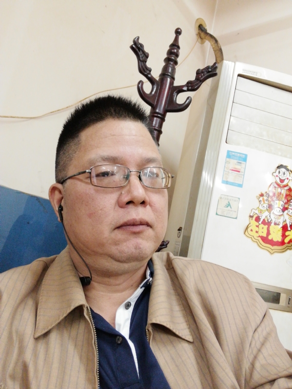 一个人的第一张照片--保定相亲服务中心