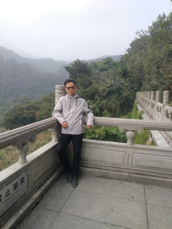 鱿鱼的第一张照片--保定相亲服务中心