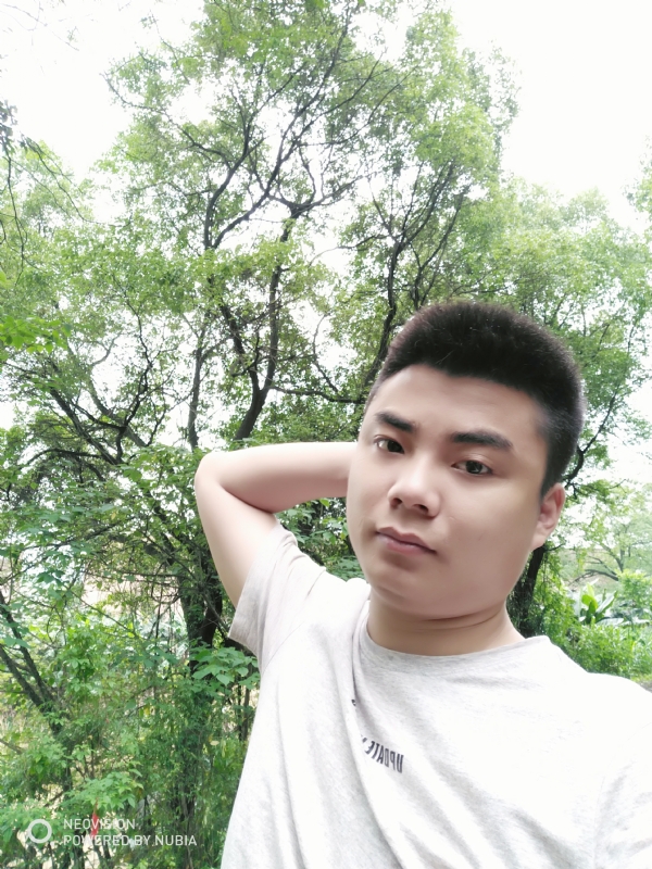 黄帅哥的第一张照片--保定相亲服务中心