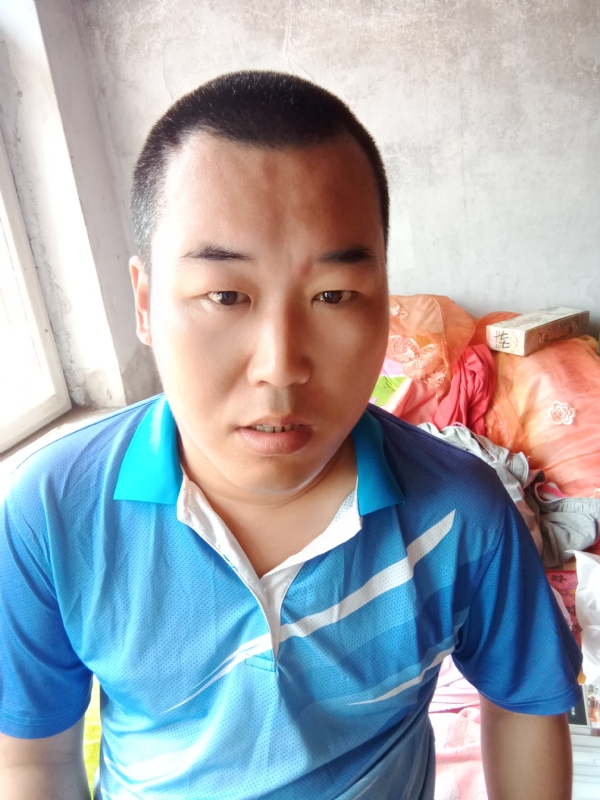 灰太狼的第一张照片--保定相亲服务中心