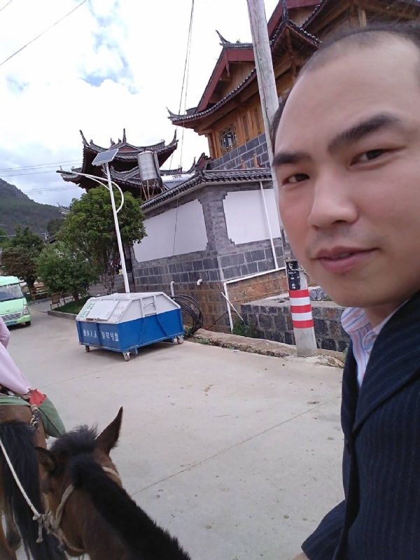 当代军人的第一张照片--保定相亲服务中心