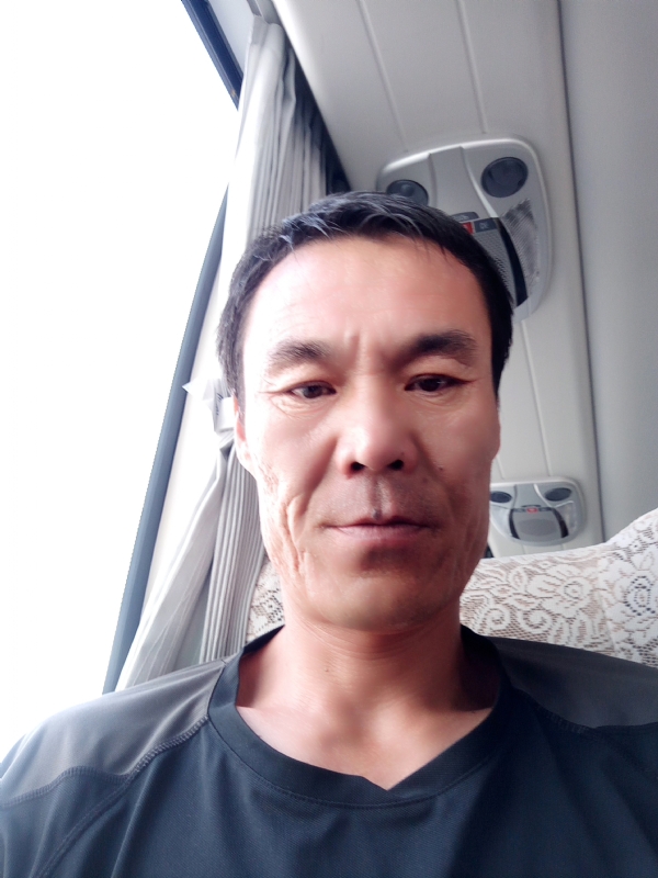 真心诚意的第一张照片--保定相亲服务中心