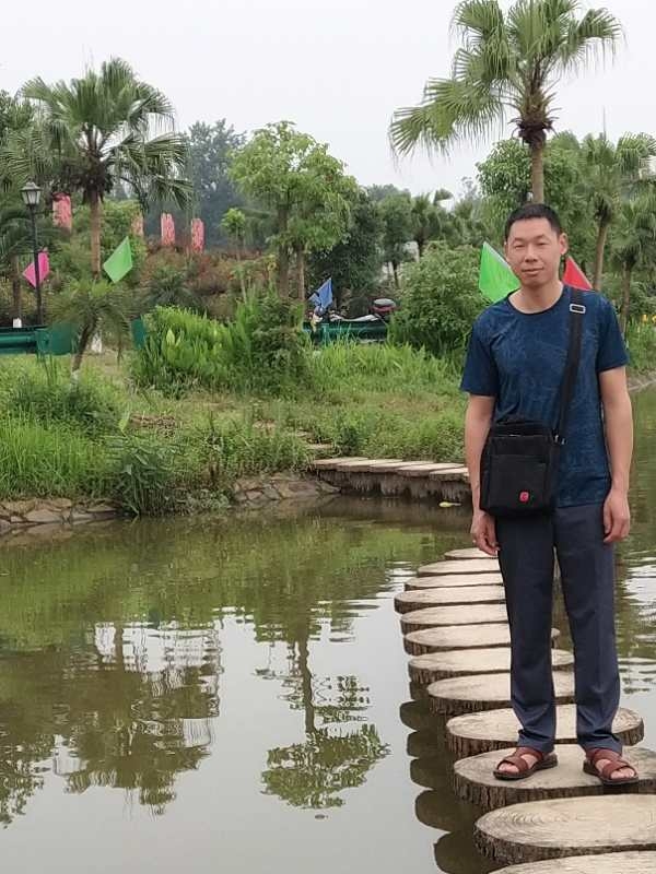 星星知我心的第一张照片--保定相亲服务中心