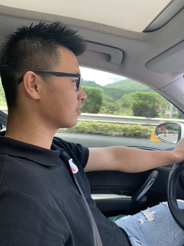 浪漫益友的第一张照片--保定相亲服务中心