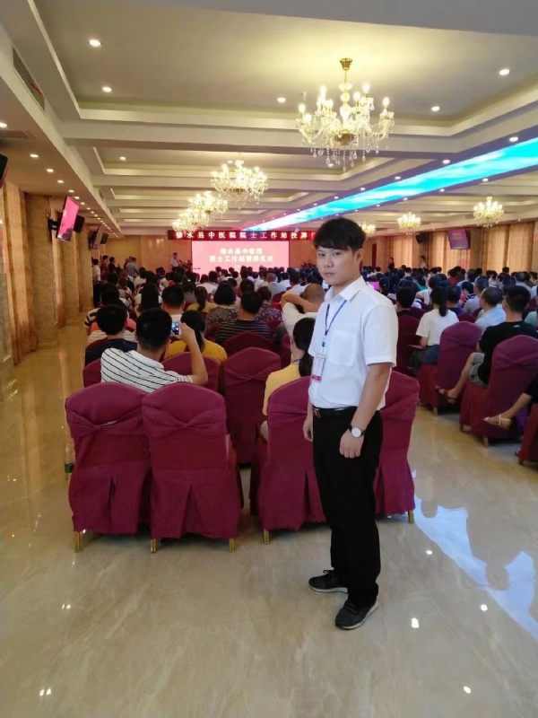 坦然的第一张照片--保定相亲服务中心