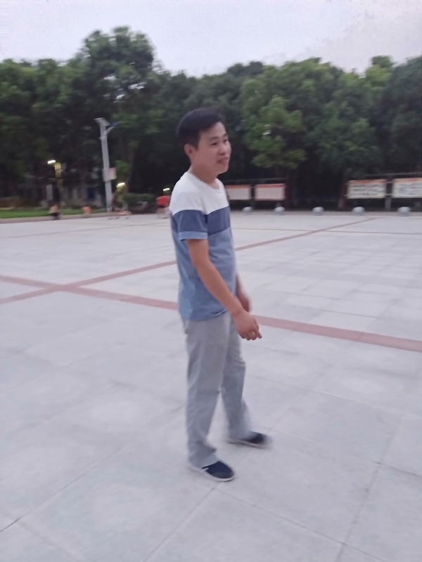 一笑的第一张照片--保定相亲服务中心