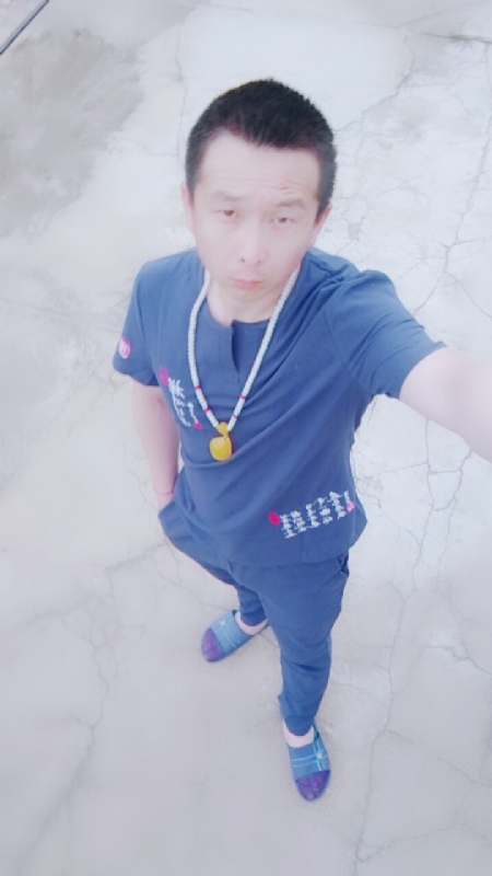 一叶之秋的第一张照片--保定相亲服务中心