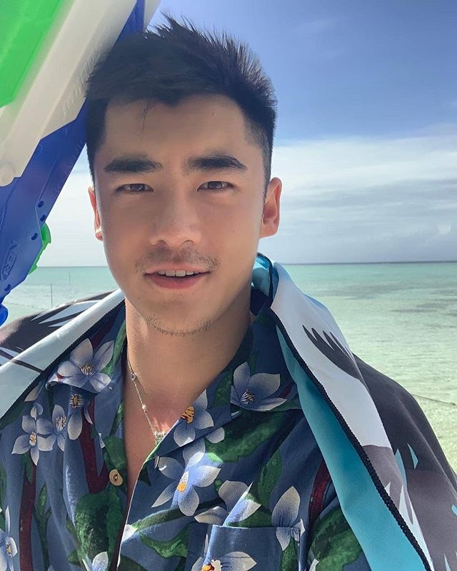 似风沙的第一张照片--保定相亲服务中心