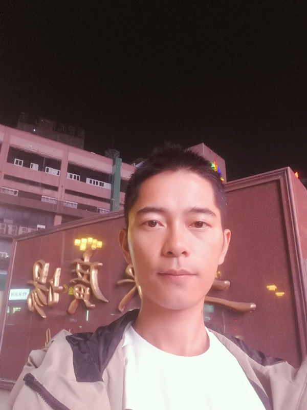 重庆小林的第一张照片--保定相亲服务中心