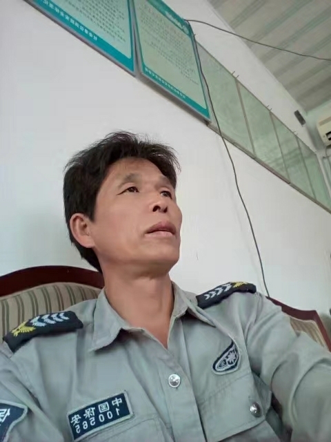 卧窗听雨的第一张照片--保定相亲服务中心