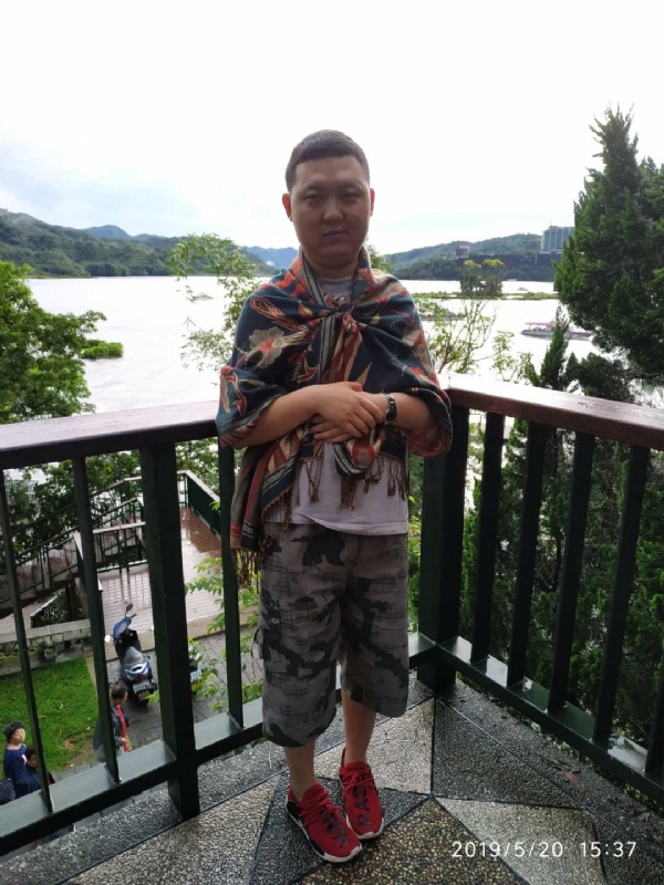 爱情里的俩个人的第一张照片--保定相亲服务中心