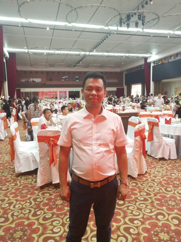 五月酷猪的第一张照片--保定相亲服务中心