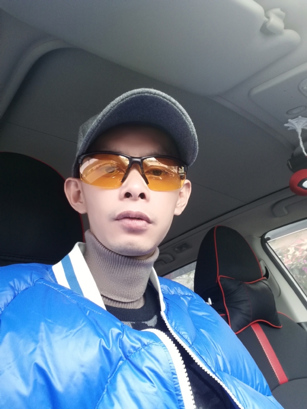 愿得一人心的第一张照片--保定相亲服务中心