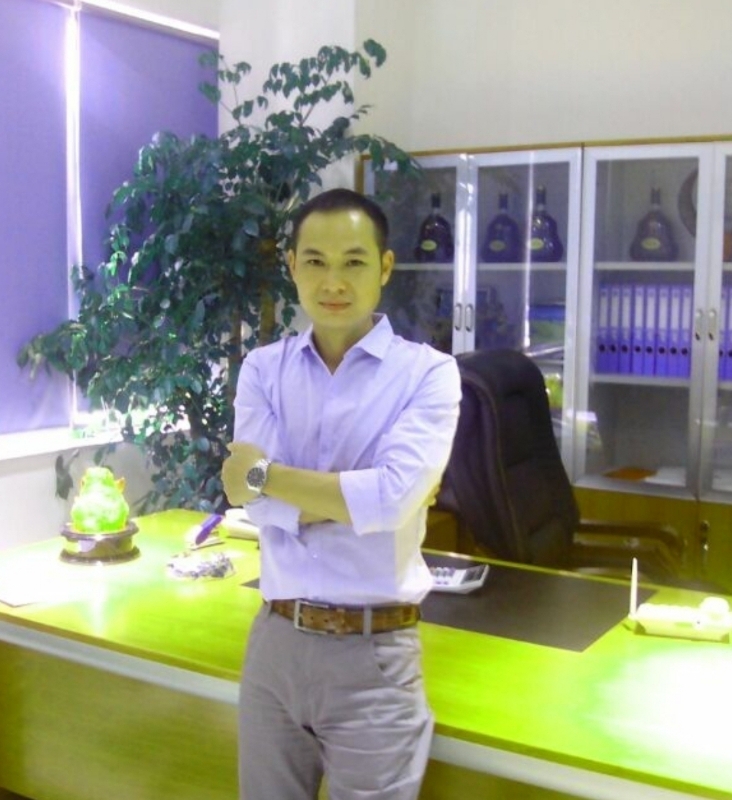 风中劲草的第一张照片--保定相亲服务中心