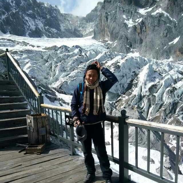 眯眯的第一张照片--保定相亲服务中心