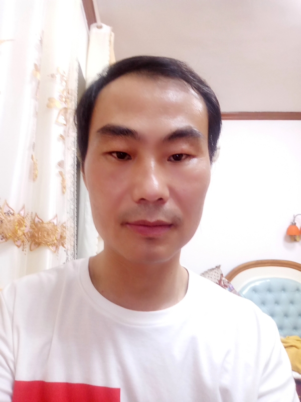 光明的第一张照片--保定相亲服务中心