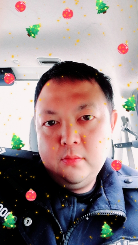 恨孤独的第一张照片--保定相亲服务中心