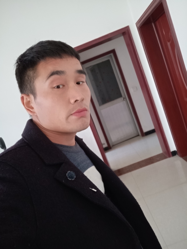 醒醒吧兄弟的第一张照片--保定相亲服务中心