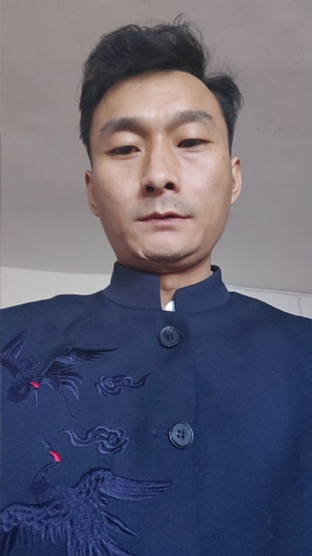 逆袭的小老鼠～龙long的第一张照片--保定相亲服务中心