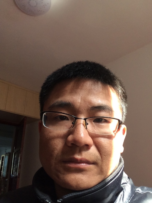 余浩浩的第一张照片--保定相亲服务中心