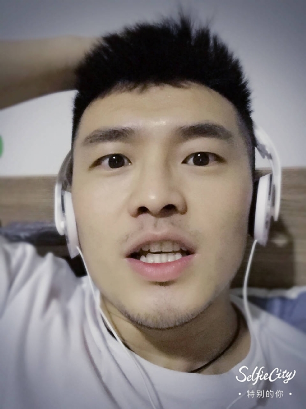 开心最好的第一张照片--保定相亲服务中心