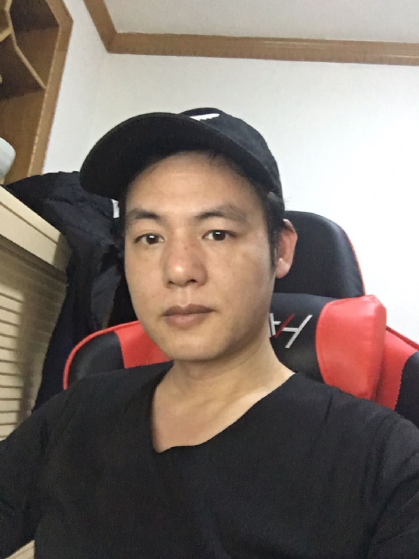 扛枪打鸟的第一张照片--保定相亲服务中心