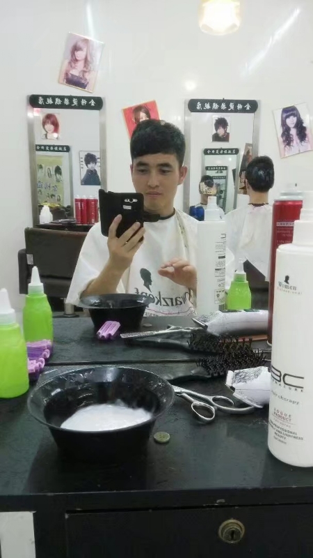 牛郎的第二张照片--保定相亲服务中心