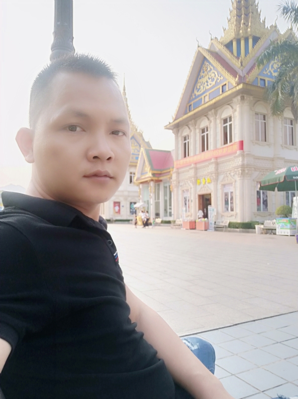 漂泊者的第一张照片--保定相亲服务中心