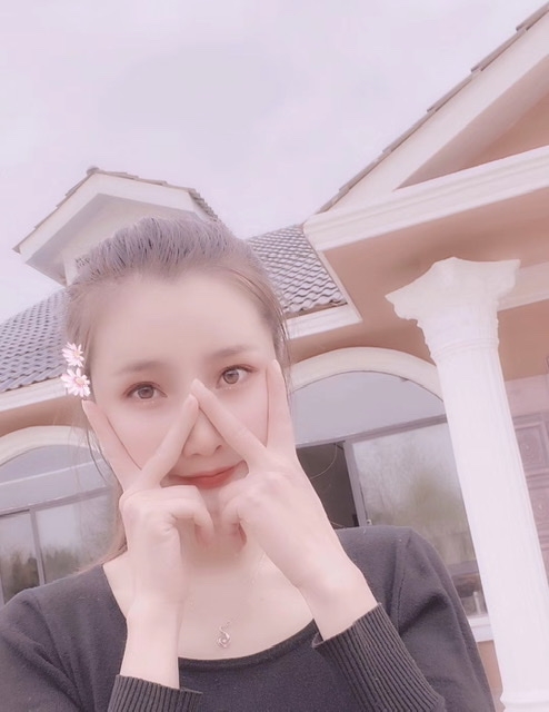 小媛的第一张照片--保定相亲服务中心