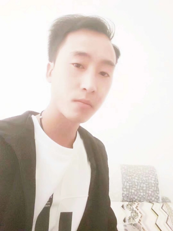 萧艺的第一张照片--保定相亲服务中心