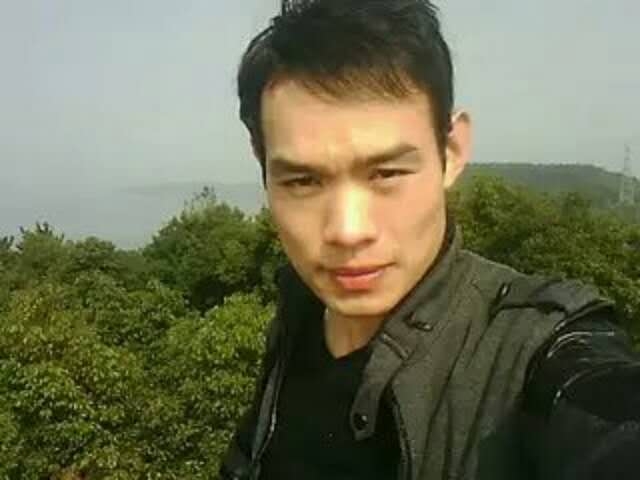 明镜的第二张照片--保定相亲服务中心