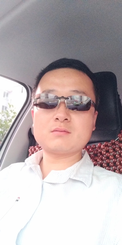 痛苦的单身狗的第二张照片--保定相亲服务中心