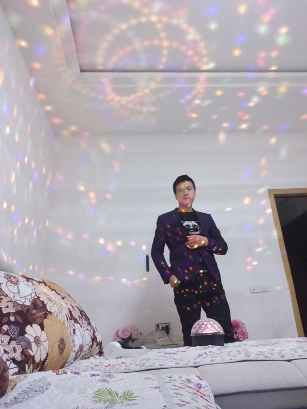 慕凡的第一张照片--保定相亲服务中心