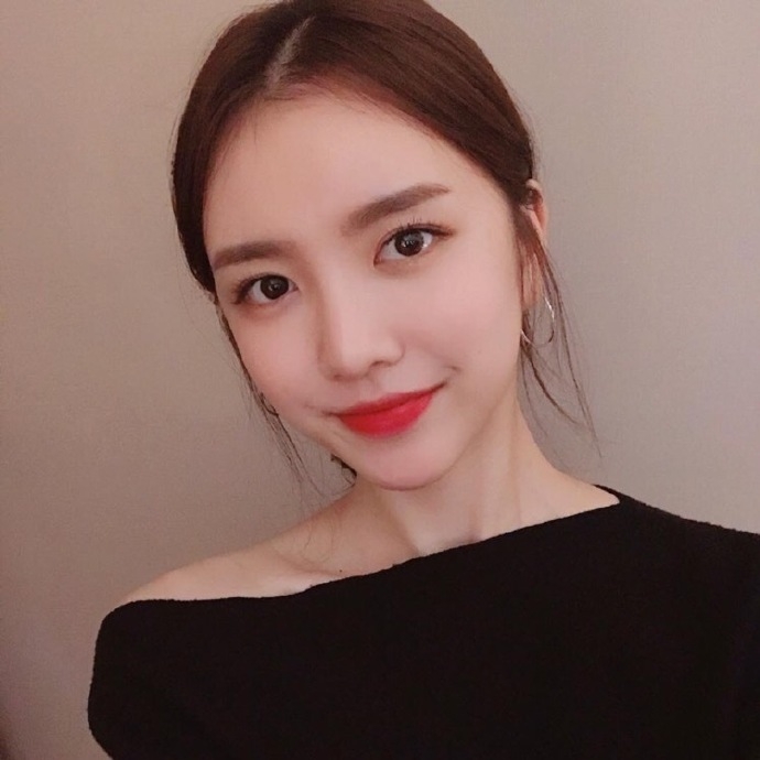 唐馨儿的第一张照片--保定相亲服务中心