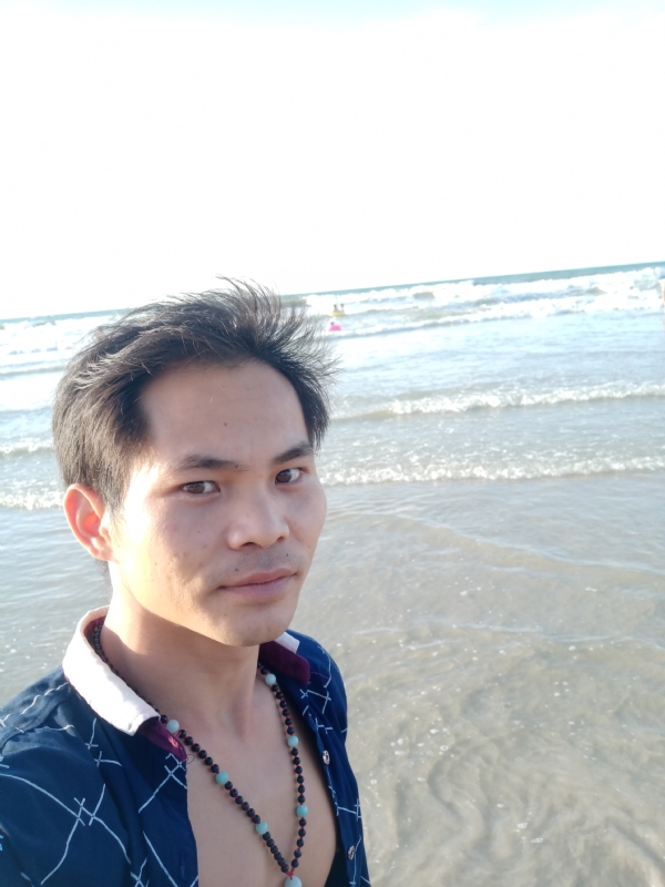 爱已欠费的第一张照片--保定相亲服务中心