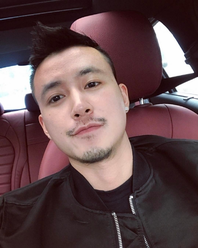 隆刘的第一张照片--保定相亲服务中心