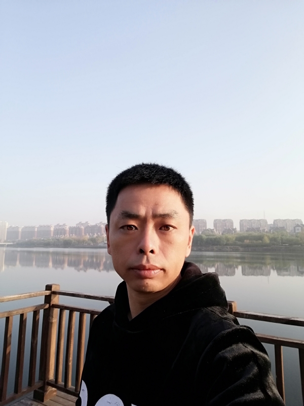 蓝颜的第一张照片--保定相亲服务中心