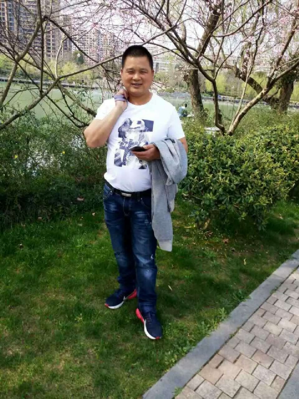 纯爷们的第二张照片--保定相亲服务中心