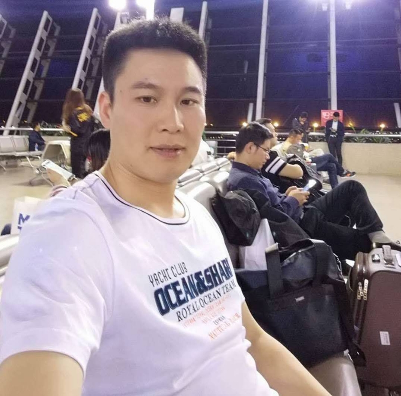 阳光灿烂的第一张照片--保定相亲服务中心