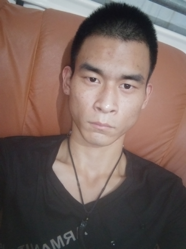 单身狗一枚的第三张照片--保定相亲服务中心