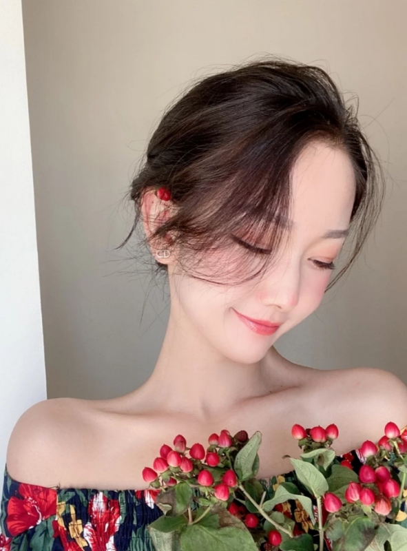 小诗vanessa的第二张照片--保定相亲服务中心