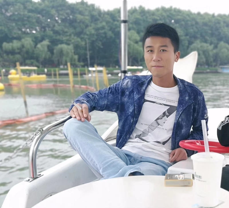 小熊微品的第一张照片--保定相亲服务中心